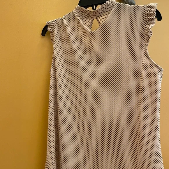 Adorable too for work or play - Picture 8 of 12